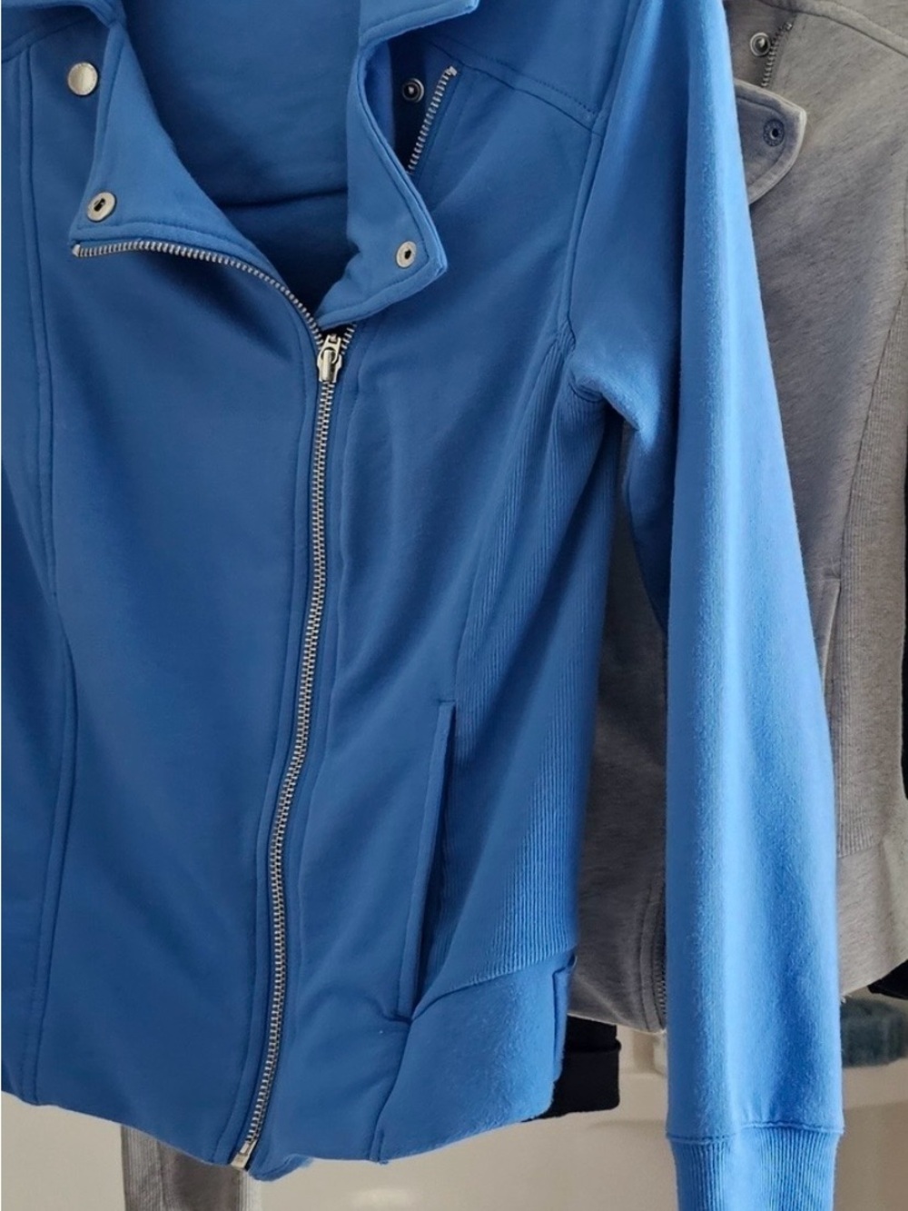 H by Halston Blue Women's Zip-Front Jacket great condition size L